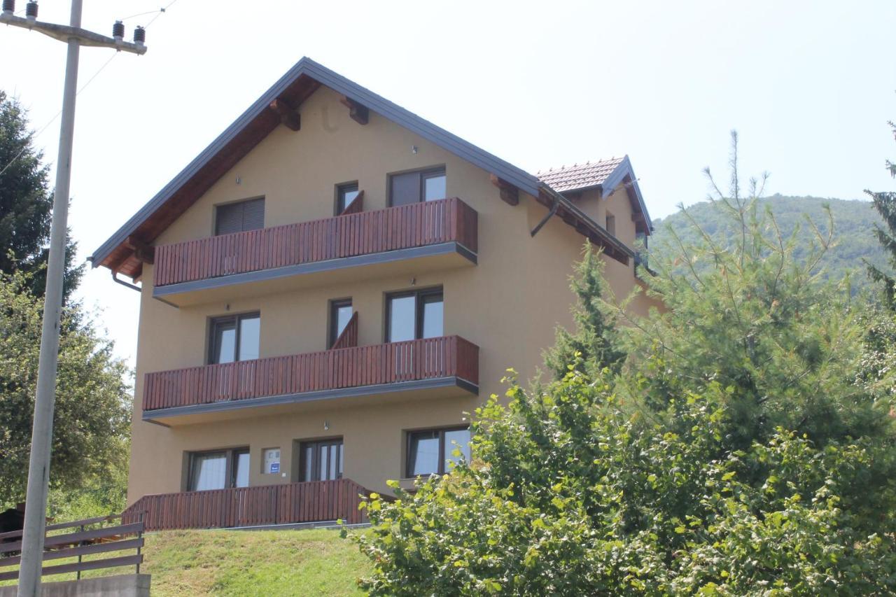 فندق House Stefanac سيليست دريزنيكو المظهر الخارجي الصورة